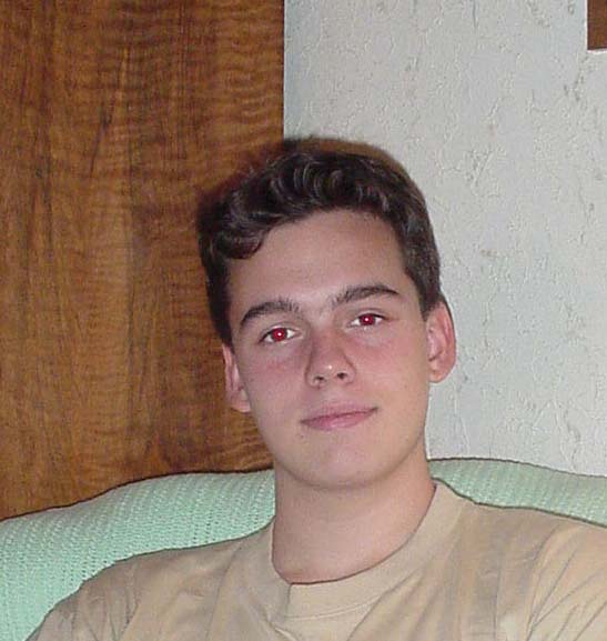 Guillaumesourire2.JPG (38164 octets)